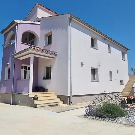 Fuer 5 Personen Ca 57 Qm In Peroj, Istrien Istrische Riviera